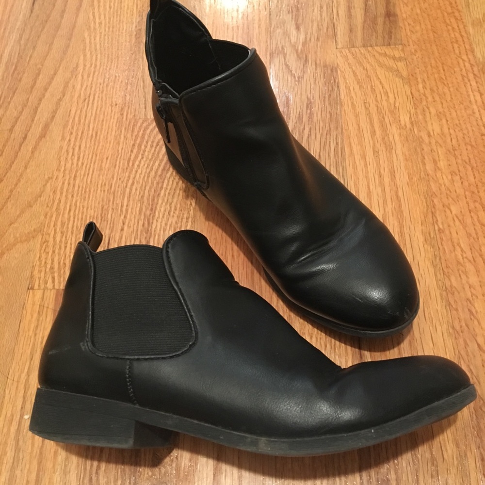 Black Booties